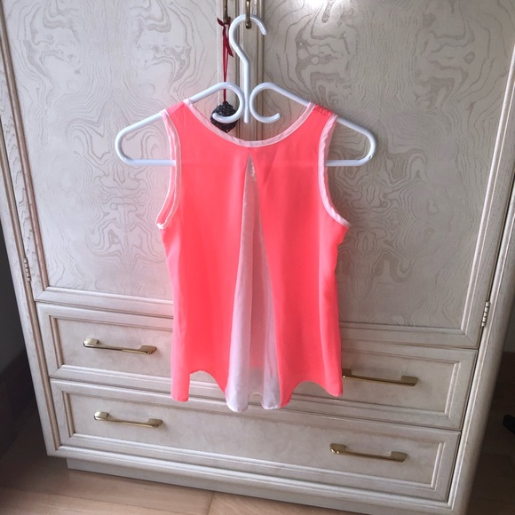 Pink blouse - Picture 2 of 3